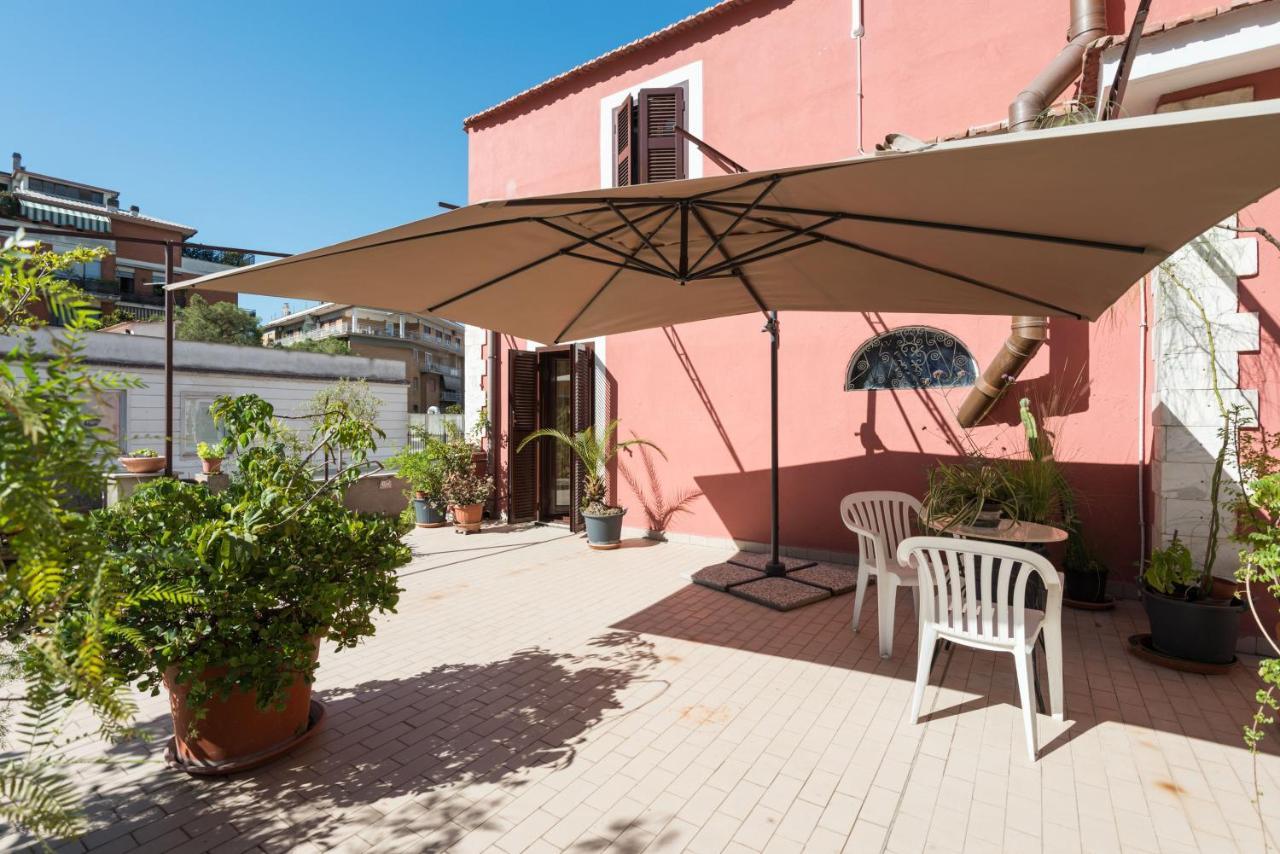 Cornelia Penthouse Bed and Breakfast Roma Exterior foto