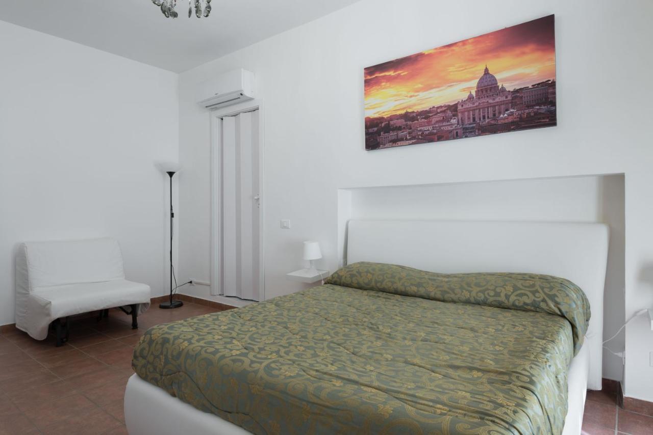 Cornelia Penthouse Bed and Breakfast Roma Exterior foto